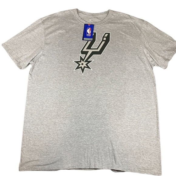 San Antonia Spurs Wembanyama T Shirt Men’s 2XL SATX Gray Short Sleeve Crew Neck - Picture 1 of 11